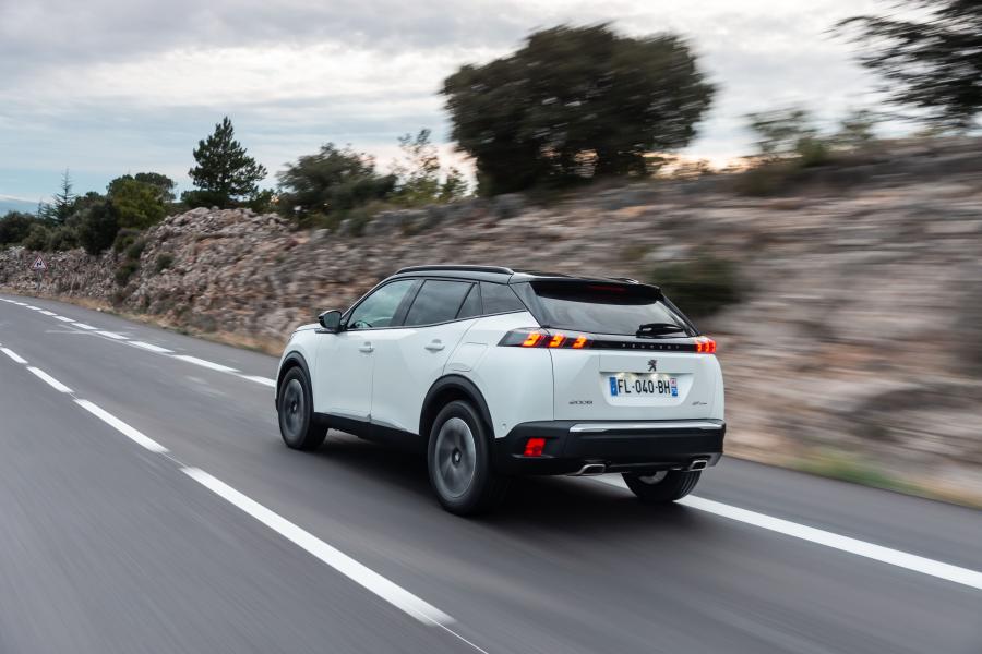  Peugeot 2008 GT Line 2019 года  (WW) (фото 27 из 40)